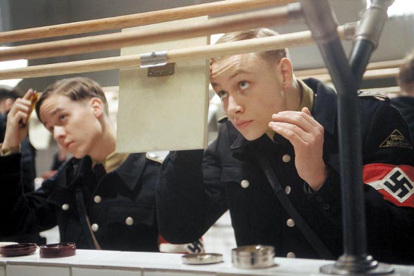 Napola, elite für den Führer - la critique