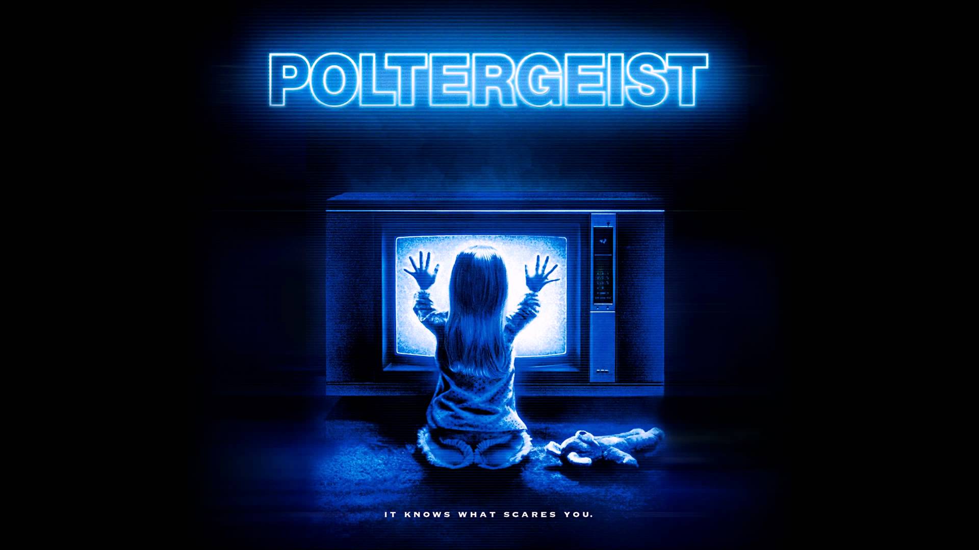 Poltergeist (1982) - la critique du film