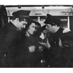 Andrea Checchi, Adriana Benetti, Aldo Fabrizi - Avanti, c'è posto ! (1942)