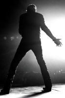 Johnny Hallyday : Rester vivant Tour et Derrière l'amour Deluxe pour Noël