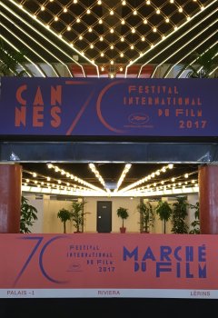 Cannes 2017, Day 4 : bricolage conceptuel chez Östlund, soleil noir chez Campillo