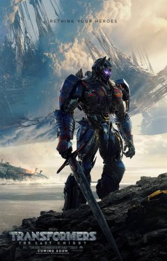 Transformers : the last knight - Optimus Prime une épée à la main sur l'affiche teaser 