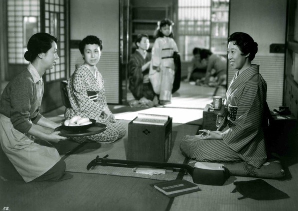 Au gré du cou­rant (Nagareru) 1956 Tôhô avec Kinuyo Tanaka, Haruko Sugimura et Izuzu Yamada