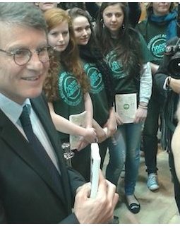 Les ministres aiment les mangas !