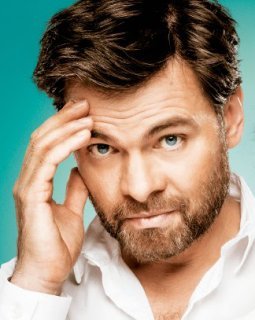 Un Peu, Beaucoup, Aveuglément : bande-annonce de la première réalisation de Clovis Cornillac