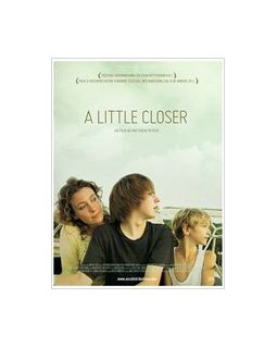 A little closer - la critique