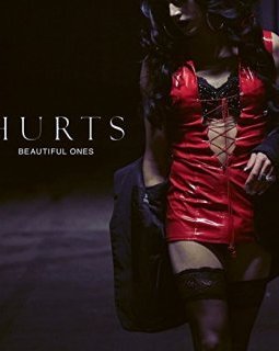 Hurts dénoncent l'homophobie dans leur nouveau clip