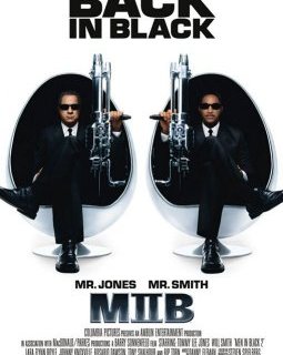 Men in black II (MIIB) - Barry Sonnenfeld - critique 