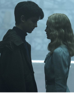 Miss Pérégrine et les enfants particuliers : Tim Burton revient conter fleurette à la jeunesse