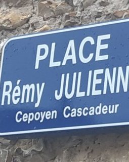 Rémy Julienne, des acrobaties en cascade