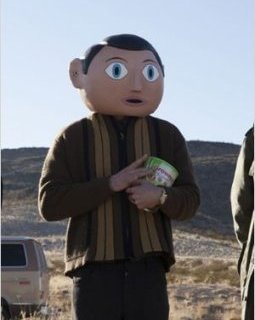 Frank - Michael Fassbender avec une grosse tête dans un trailer original