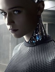 Alicia Vikander au casting de Jason Bourne 5 et Assassin's Creed ? 