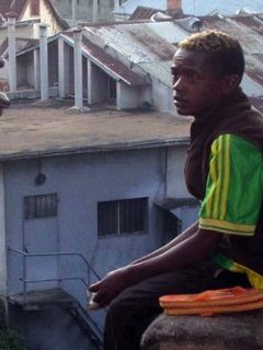 2 euros à Madagascar - Lova Nantenaina - la critique du court-métrage