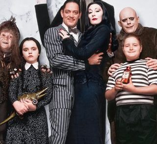 La famille Addams - Barry Sonnenfeld - critique