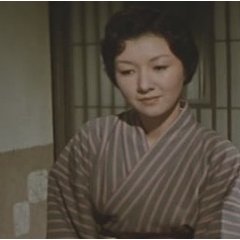 Hideko Takamine dans Musume tsuma haha (1960)