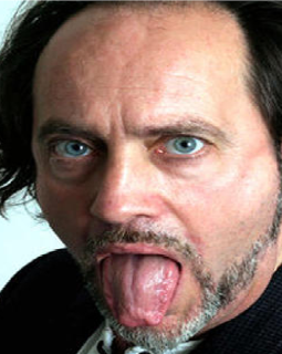 Mort sur scène sous les rires du public