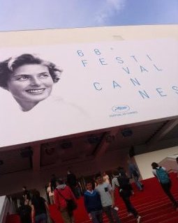 Cannes, Jour 3 : les étrangetés de Lanthimos, la rengaine de Woody