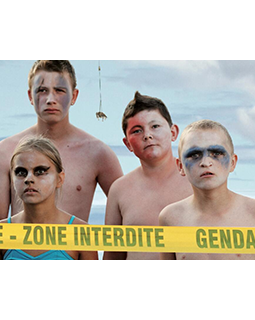 Après P'tit Quinquin, Bruno Dumont reste dans la comédie