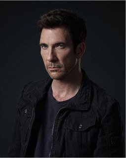 Stalker - la nouvelle série policière avec Dylan McDermott et Maggie Q