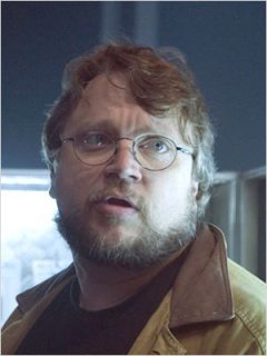 Guillermo Del Toro abandonne la réalisation de La Belle et la Bête