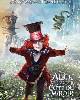 Alice de l'autre côté du miroir en mode panoramique : nouvelles bande-annonce et affiches