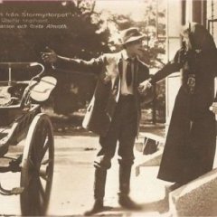  Lars Hanson et Greta Almroth : Tösen från Stormyrtorpet (1917)