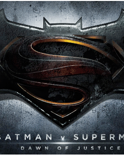 Batman V Superman : Henry Cavill se dévoile en Clark Kent 
