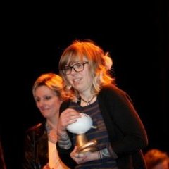 Le 30 janvier 2011, à Angoulême, Julie Maroh recevait le Fauve du prix du Public pour "Le Bleu est une couleur chaude" (Photo Archives Tadeusz Kluba)