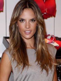 Teenage Mutant Ninja Turtles 2 : la mannequin Alessandra Ambrosio viendra faire de l'ombre à Megan Fox