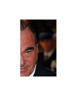 Oliver Stone accusé d'antisémitisme se ravise