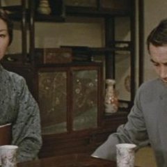 Hideko Takamine et Masayuki Mori dans Musume tsuma haha (1960)