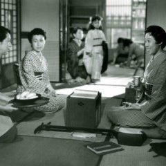Au gré du cou­rant (Nagareru) 1956 Tôhô avec Kinuyo Tanaka, Haruko Sugimura et Izuzu Yamada