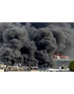 Envoyé spécial revient sur l'incendie de l'usine Lubrizol