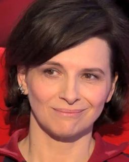 Juliette Binoche sur le Divan de Marc-Olivier Fogiel : elle se fâche... pour rire