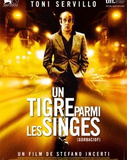 Un tigre parmi les singes - la critique