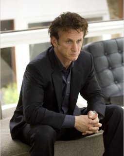 Sean Penn fou de météo dans Crazy for the storm