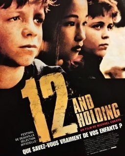12 and Holding - la critique