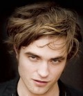 Robert Pattinson et la saga Twilight ont été célébrés lors des National Movie Awards