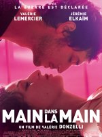 Main dans la main - la critique