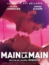 Main dans la main - la critique