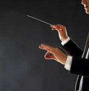 Un chef d'orchestre sans pantalon 