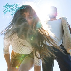 Angus & Julia Stone : le duo australien sous la neige