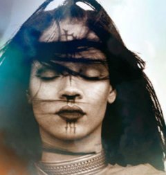 Rihanna s'enflamme pour Star Trek