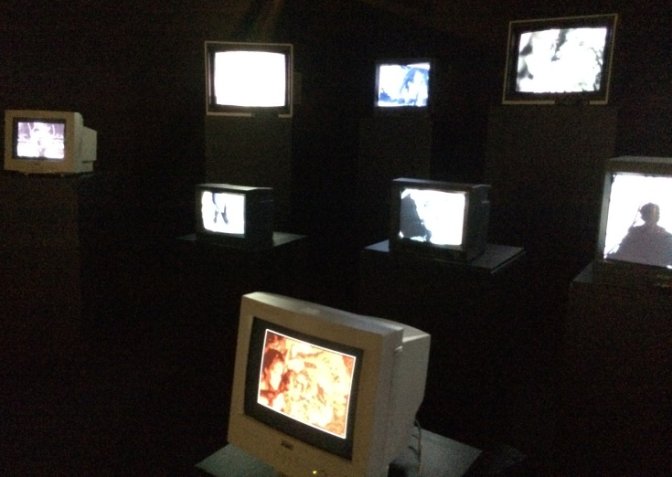 Installation de la "Zapping zone" de Chris Marker